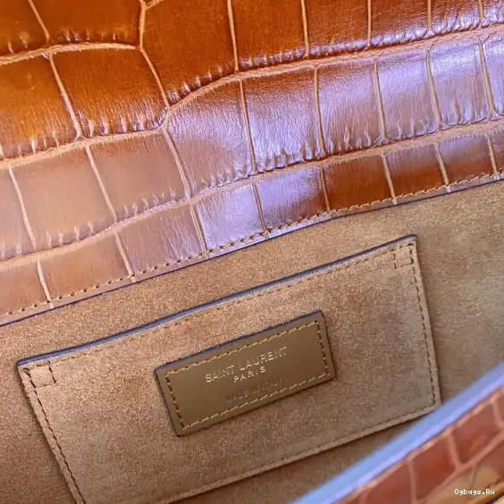 CROCODILE-EMBOSSED LEATHER CLUTCH YSL IN MANHATTAN 0613